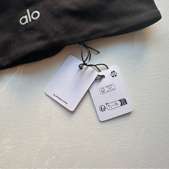 NWT 2 x Alo Performance Wide Stretchy Fabric Headbands in Black - Picture 4 of 6